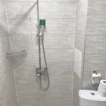 за гости